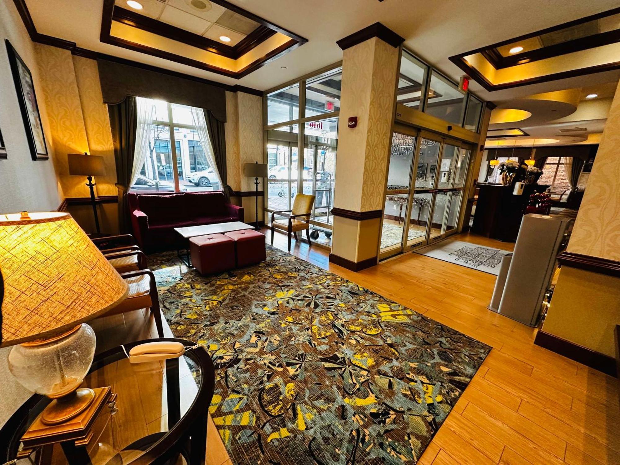 Hampton Inn Alexandria/Old Town Eksteriør bilde